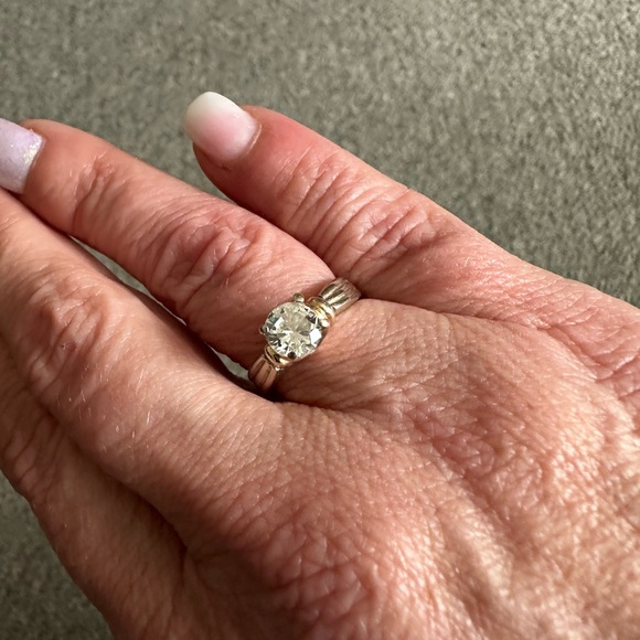 1.0 ct diamond solitaire ring - Picture 2 of 6